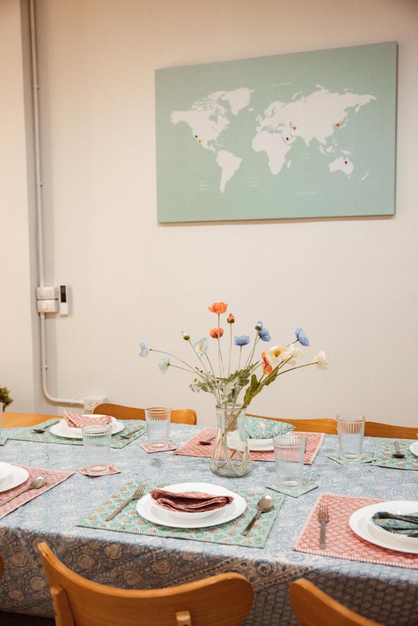 Spacious Relaxing Townhouse with Rooftop in Ekamai