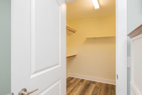 Zaruba Beach by Oak Island Accommodations - photo 20
