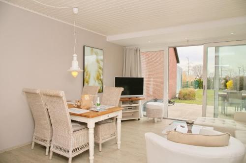 Haus Moin Moin — 4-Star Luxury Hotel in Gromitz, Germany