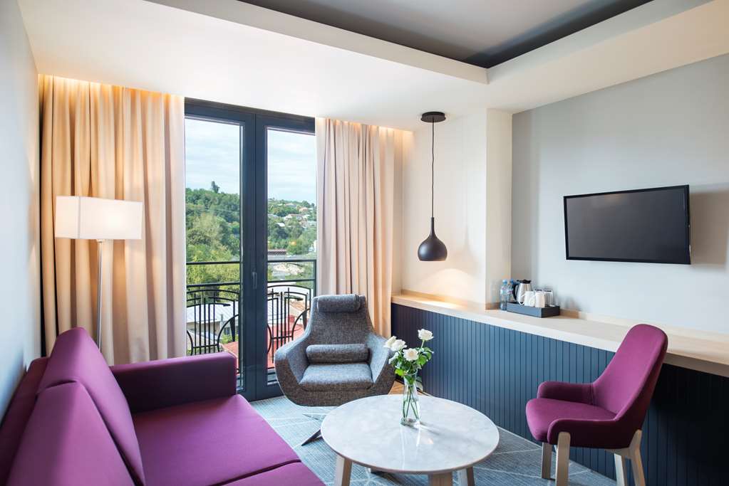 Suite Living Room