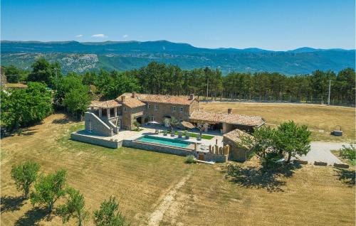 Villa Salise — 4-Star Luxury Hotel in Buzet, Croatia
