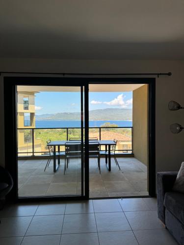 T3 de Standing Neuf Vue Mer — hotel in Propriano