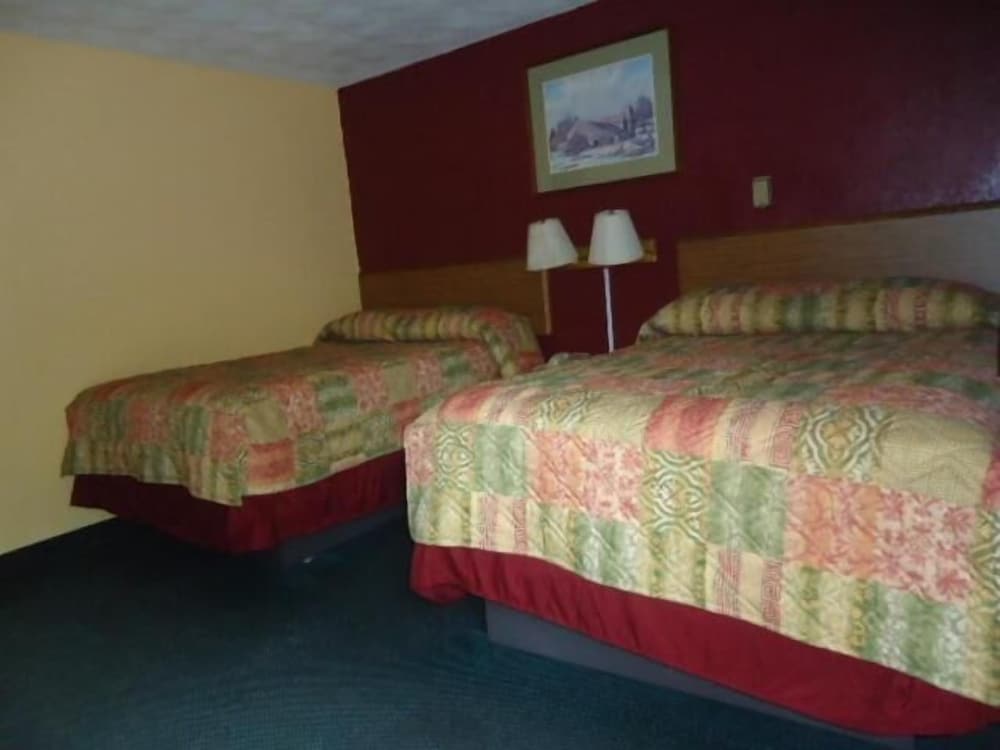 Relax Inn Elmira - photo 11