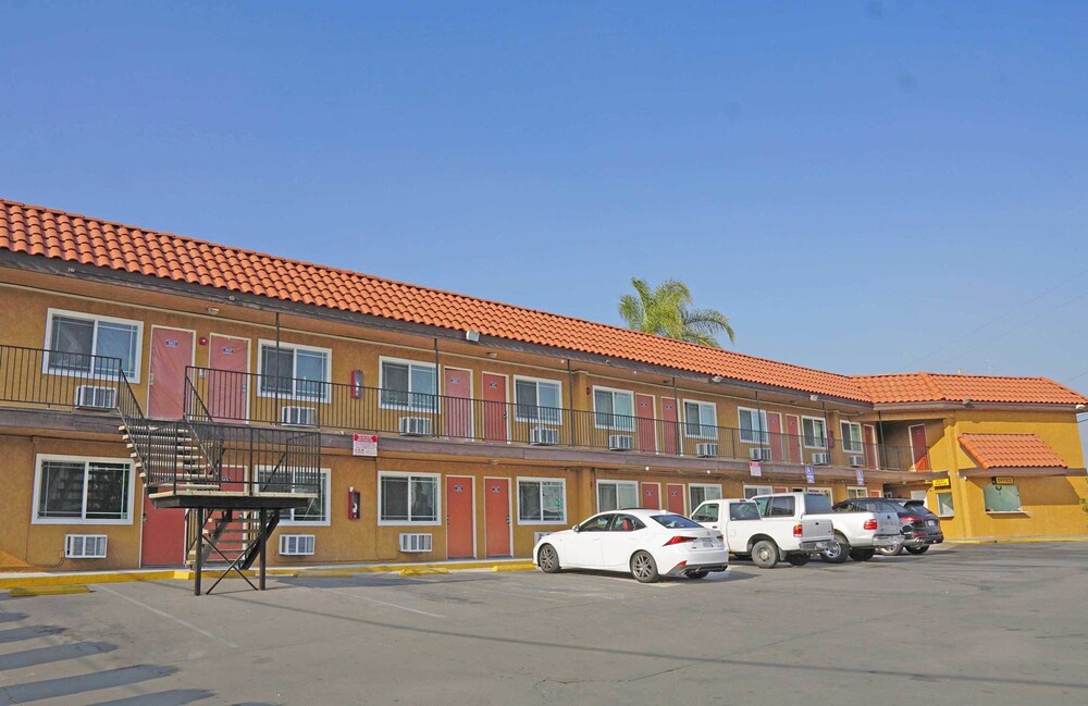 Del Mar Motel - photo 18