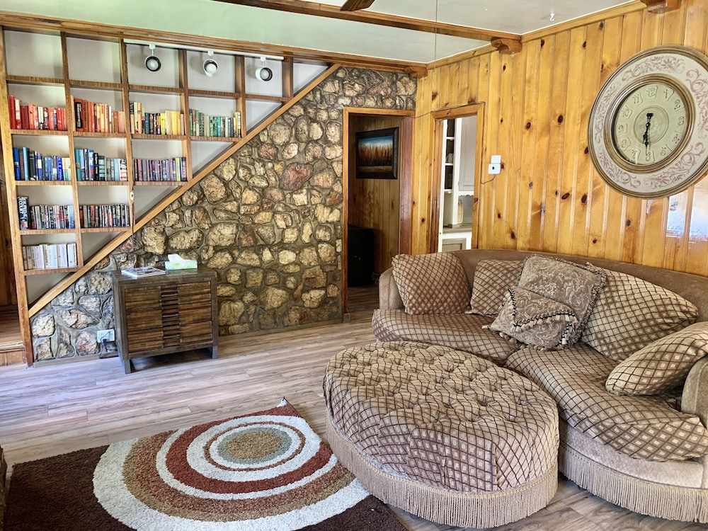 Grey Squirrel Resort - photo 100