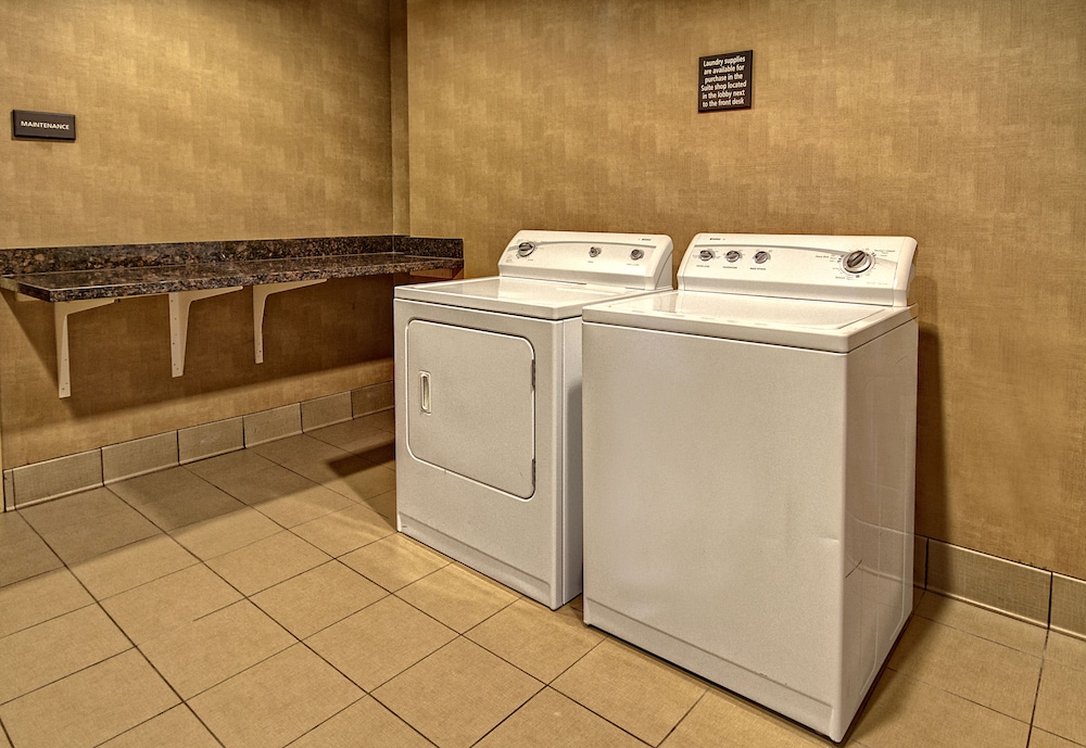 Hampton Inn & Suites Lebanon - photo 40