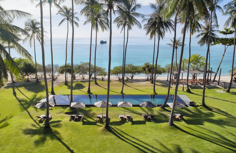 The Haad Tien Beach Resort — 4-Star Luxury Hotel in Koh Tao, Thailand