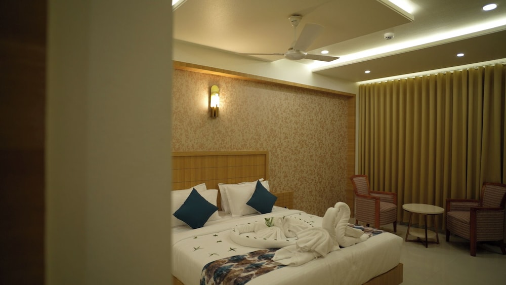 Hotel Roma Kristo in Dwarka, India