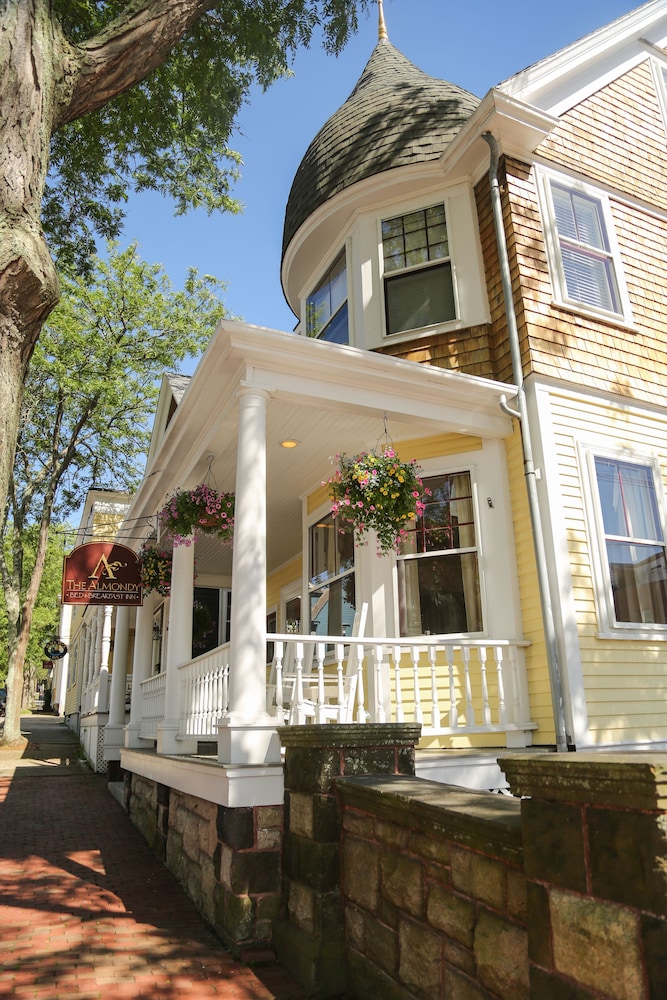 Almondy Inn - photo 154