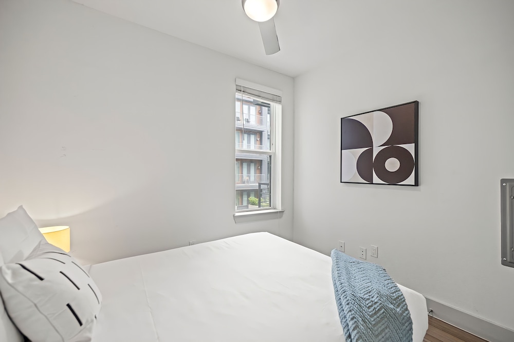 Placemakr Downtown Austin - photo 9
