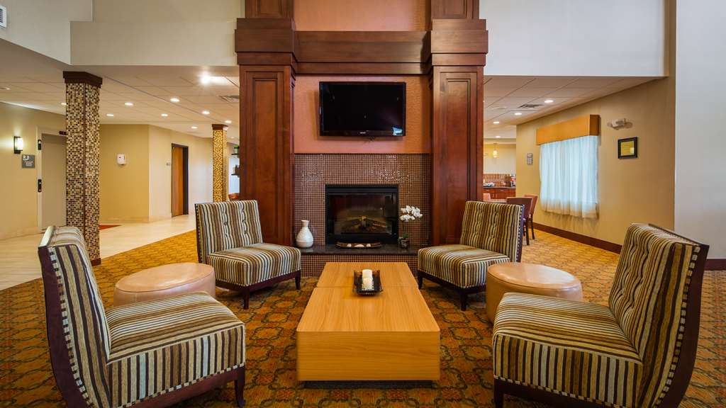 Best Western Plus Finger Lakes Inn & Suites — hotel in Cortland