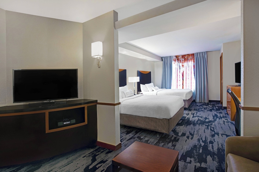Fairfield Inn & Suites by Marriott Carlsbad - photo 16