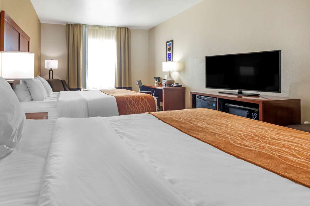 Comfort Inn Near UNT - photo 18