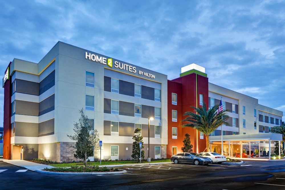 Home2 Suites by Hilton Daytona Beach Speedway - photo 2