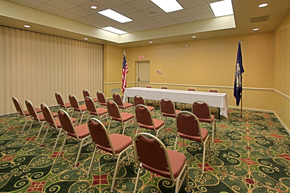 Days Inn Blacksburg Conference Center - photo 20