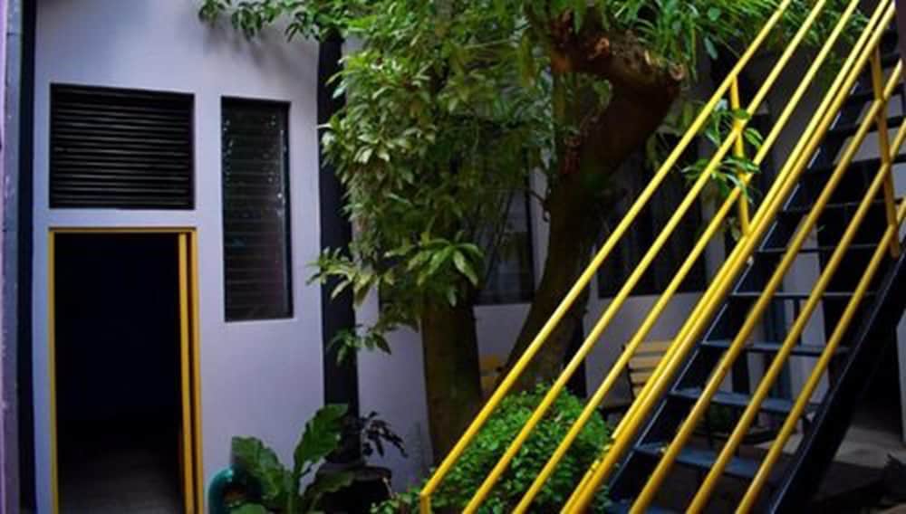 Hotel el Sole Hostel in Santa Ana, El Salvador