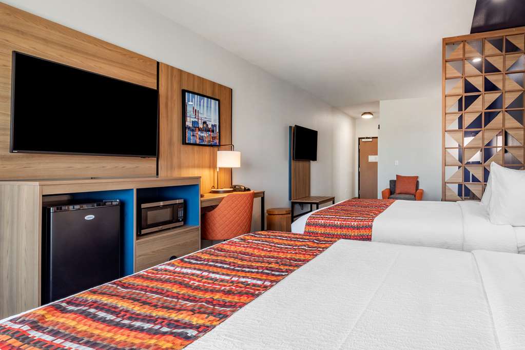 Best Western Plus Amarillo East Hotel - photo 24