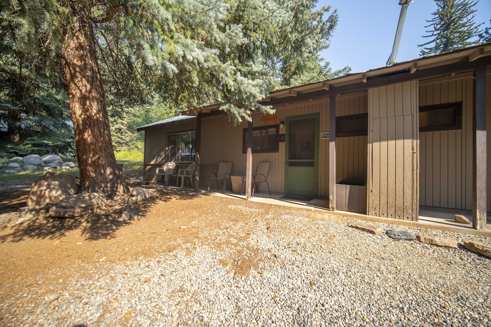 Bear Paw Lodge & Vacation Homes - photo 72