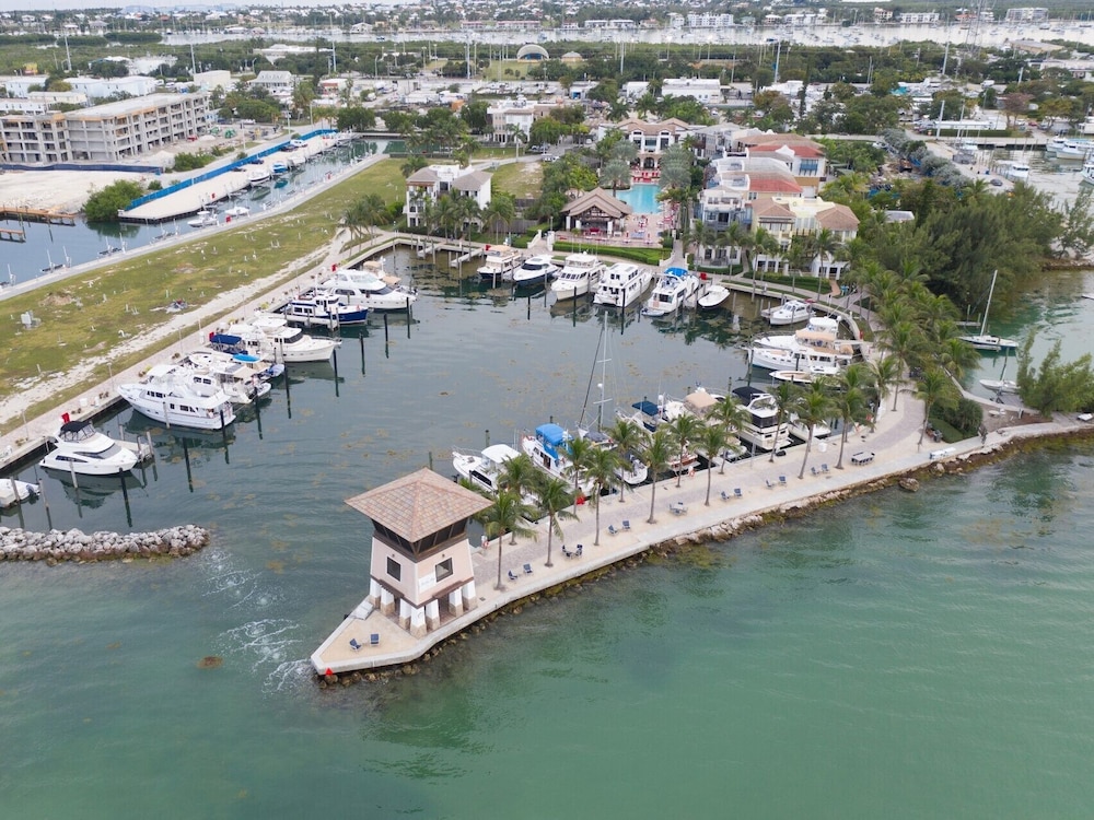 Marlin Bay Resort & Marina Managed by Elite Alliance Hospitality - photo 491