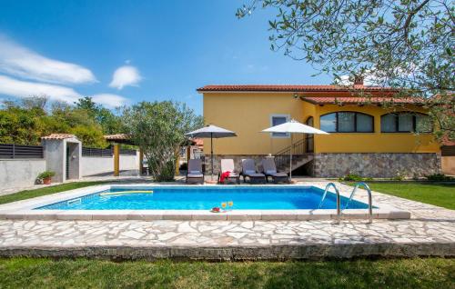 Gorgeous Home In Svetvincenat — 4-Star Luxury Hotel in Svetvincenat, Croatia