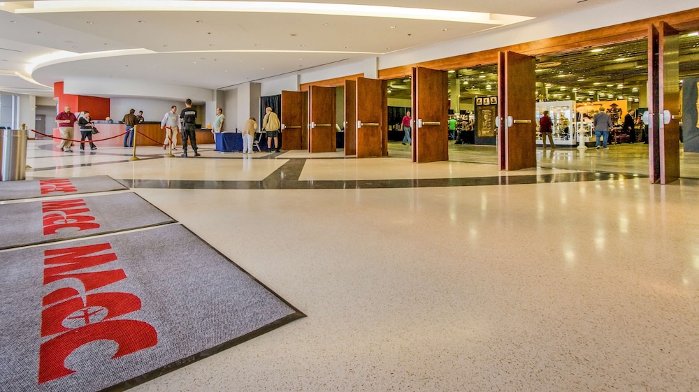 DoubleTree by Hilton Hotel Miami Airport & Convention Center - photo 100