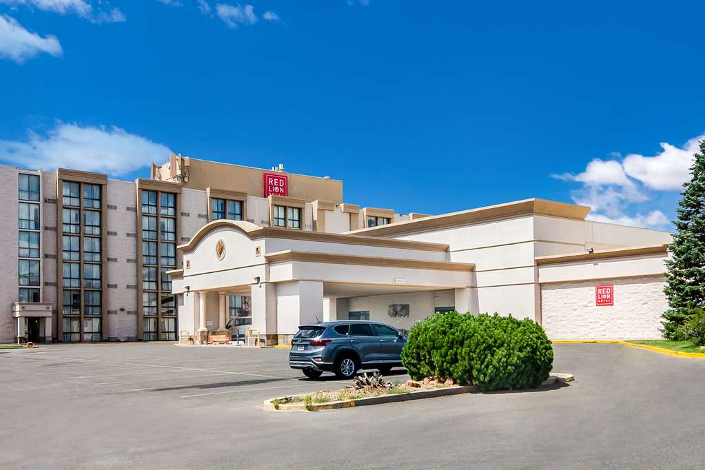 Red Lion Hotel & Conference Center Cheyenne - photo 2