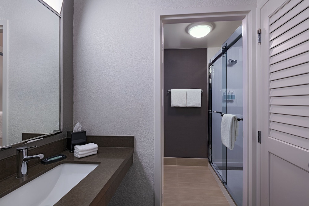 Courtyard by Marriott Fort Worth University Drive - photo 11