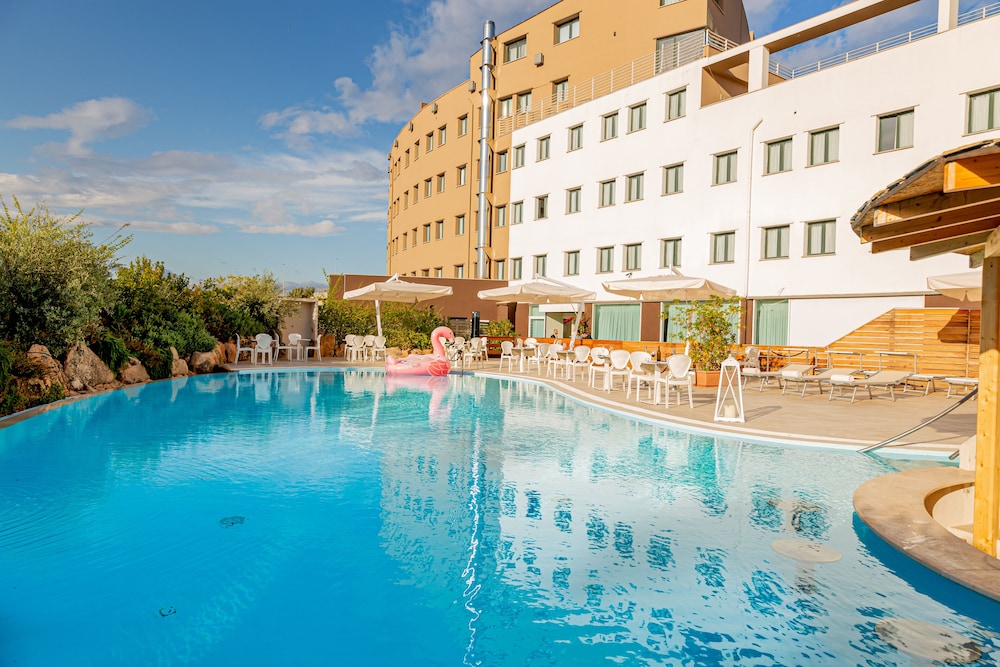 Mercure Olbia Hotel & SPA — 4-Star Luxury Hotel in Olbia, Italy