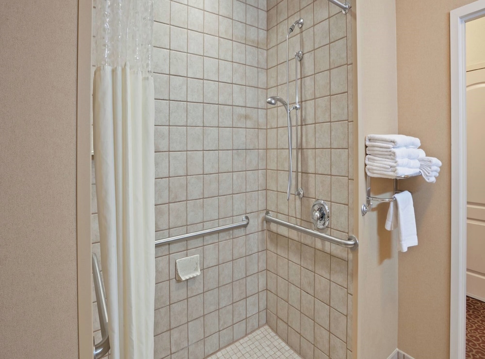 Hampton Inn Kingston - photo 14