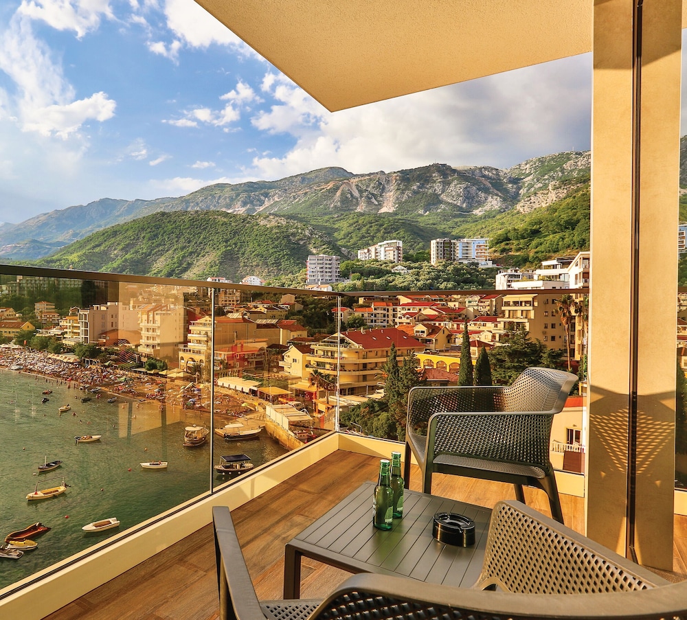 Hotel Zeta - last minute hotel in Budva