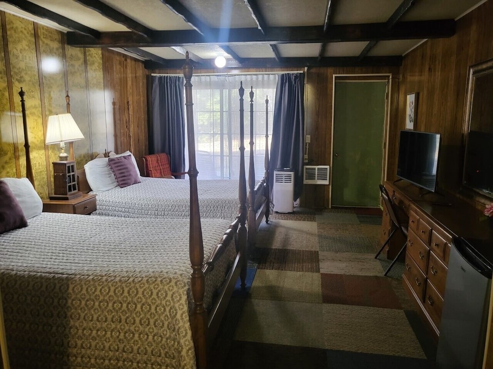 Pocono Mountains Hotel and Spa - photo 28