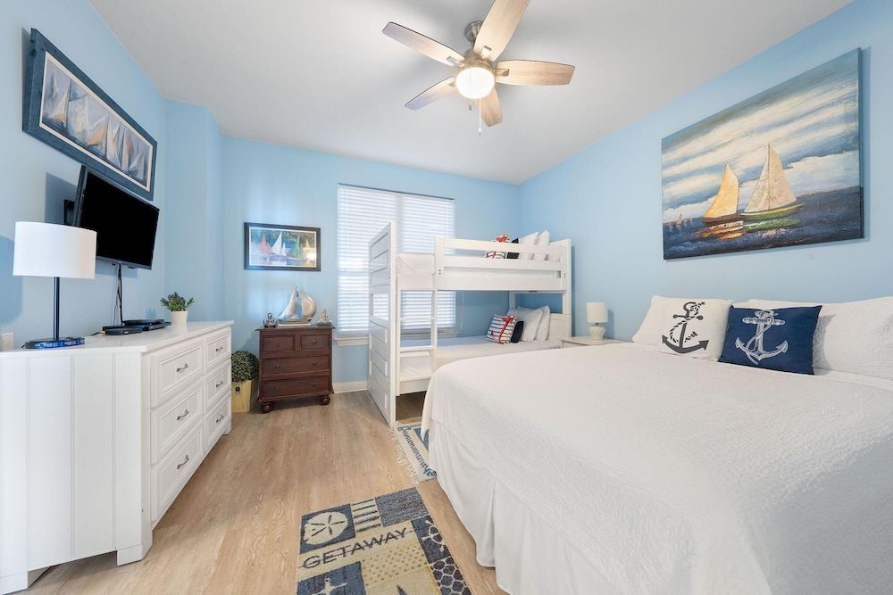 Beach Colony Tower 2C - photo 11