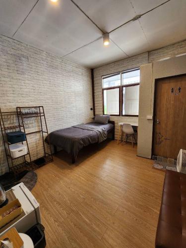 207 Olan Place Homely room Free Wi Fi and Near BTS line
