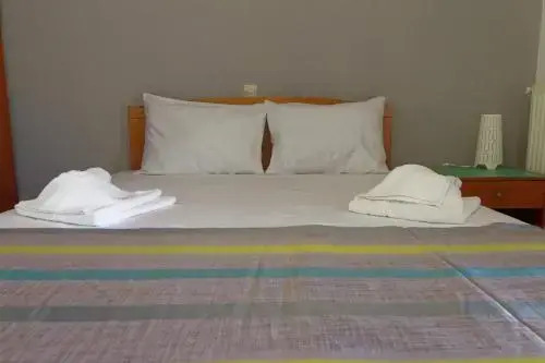 Athina Rooms — hotel in Episkopi