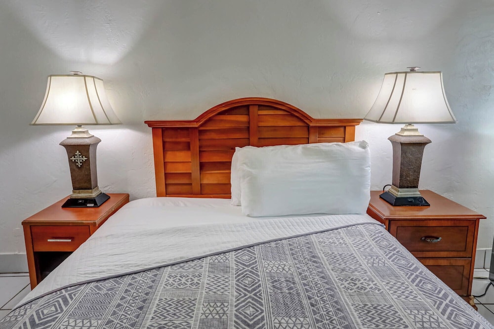 Green Seas Motel - photo 28