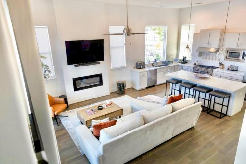 Comfortable Modern Home in Downtown Houston Sleeps 10 — 4-Star Luxury Hotel in Houston, United States