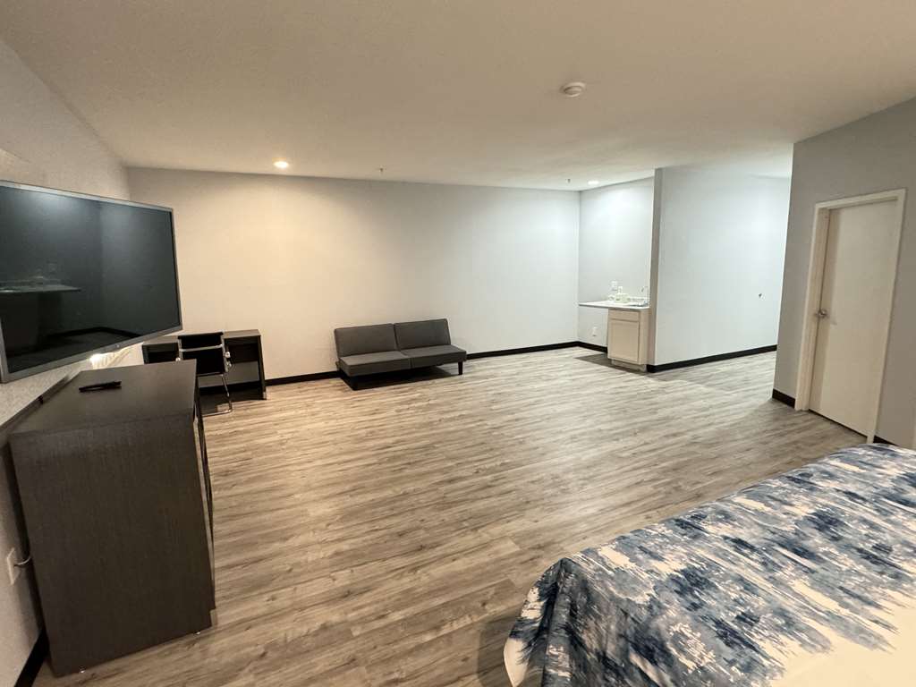 Americas Best Value Inn & Suites Haltom City Ft. Worth - photo 20