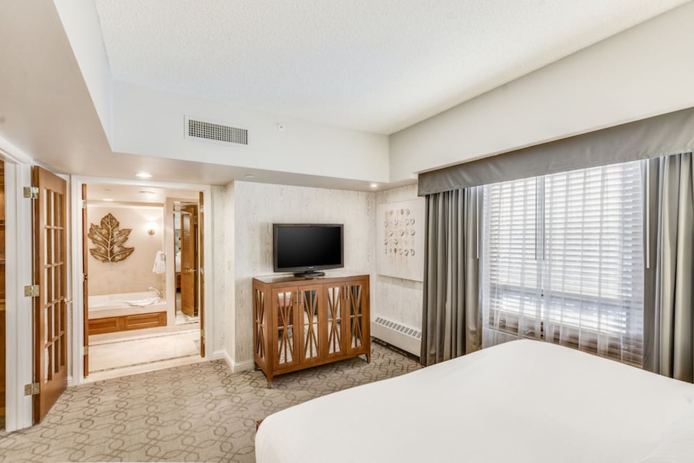 Harrah s Lake Tahoe A Caesars Rewards Destination - photo 18