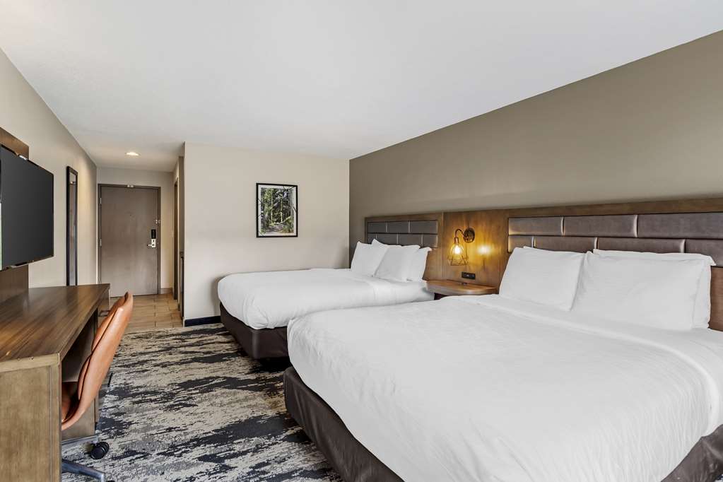 Best Western Plus Bourbonnais Hotel & Suites - photo 12