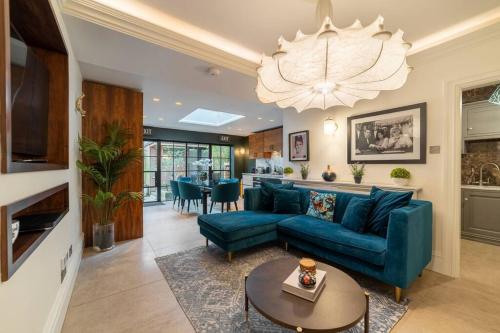 Westcourt by RMG Apartments — 4-Star Luxury Hotel in Harrogate, United Kingdom