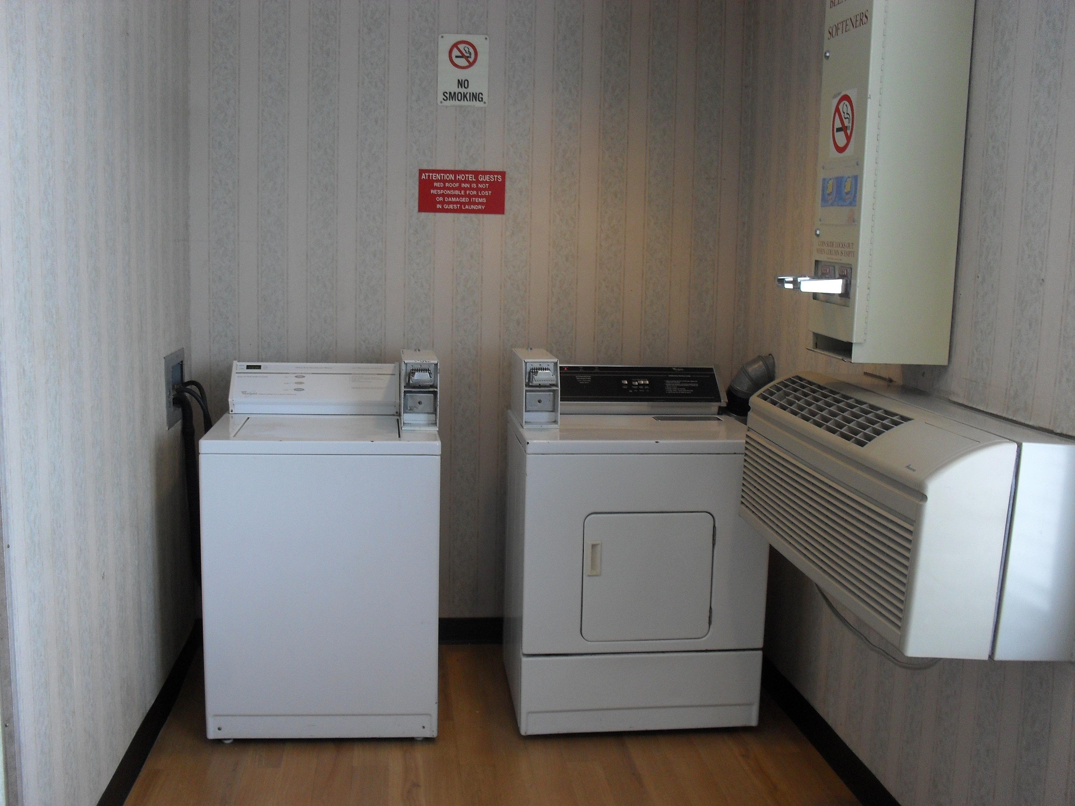 Red Roof Inn Boardman - photo 17