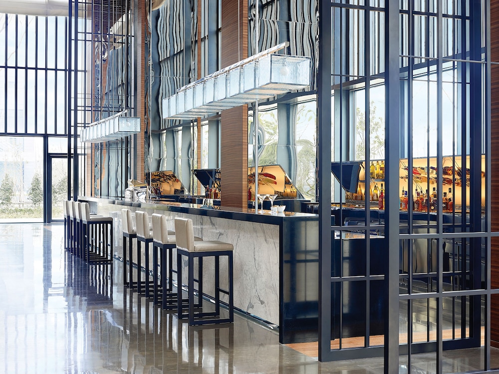 Langham Place Ningbo — 4-Star Luxury Hotel in Ningbo, People's Republic of China