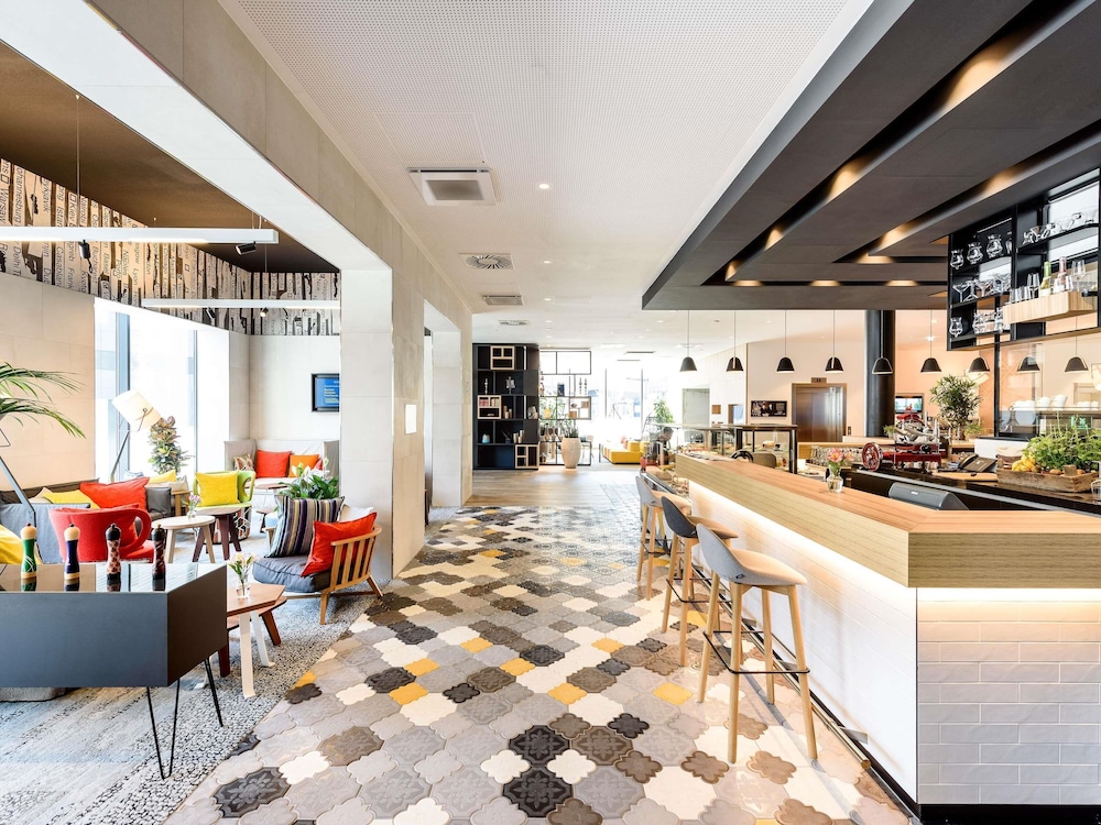 מזון ומשקאות