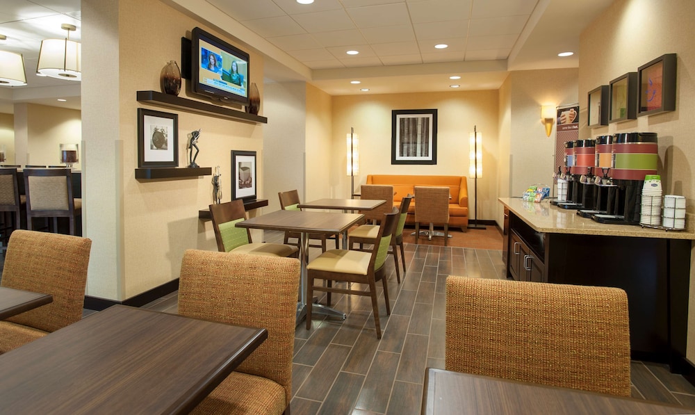 Hampton Inn Washington Dulles Int'l Airport South - photo 24