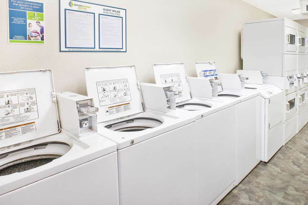 WoodSpring Suites Holland Grand Rapids - photo 15