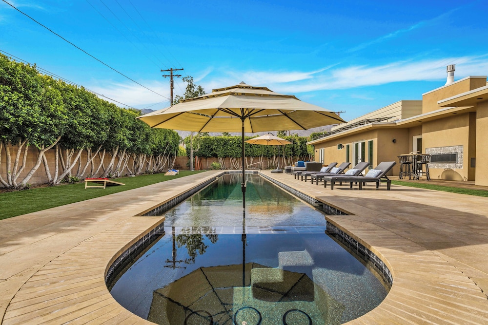 Sunny Dunes in Palm Springs, United States