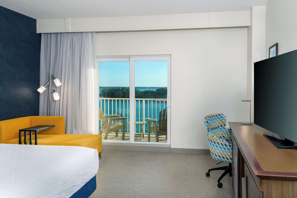 Hampton Inn & Suites Clearwater Beach - photo 24