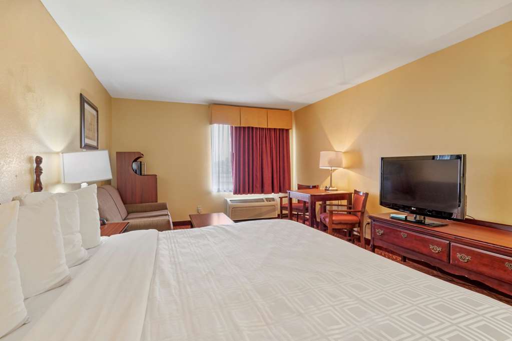 Best Western Clearlake Plaza - photo 13