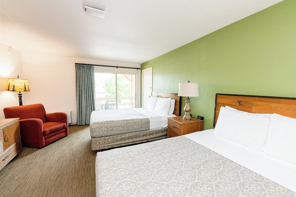 Brown County Inn - photo 13