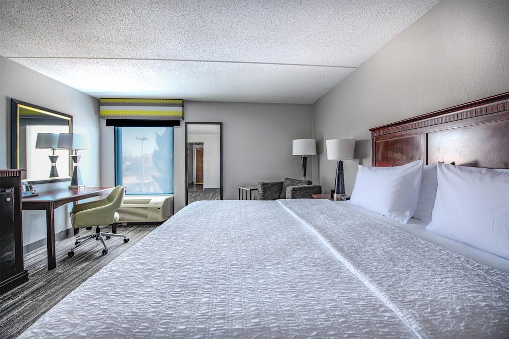Hampton Inn Newport News Yorktown - photo 11